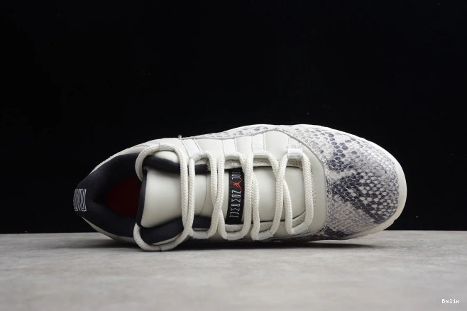 Bmlin Shoes 11 Snake Jordan Light SE Air CD6846-002 Low Bone 0812